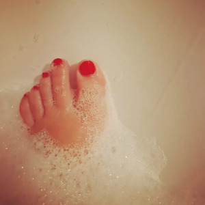Anne_love_feet MYM