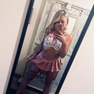 Ashley_officiel02 MYM