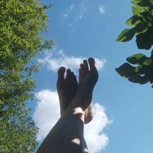 Auroreoutfeet MYM