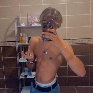 Axel_4613 MYM