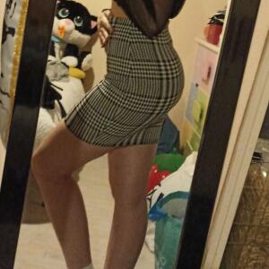 Axela MYM