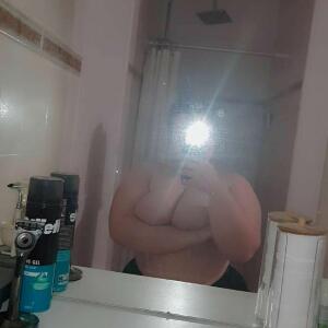 Axeletlola MYM