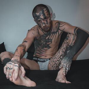 Axlblackorganic MYM