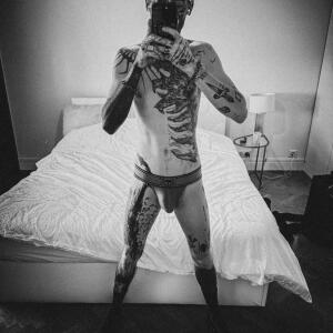 Axlblackorganic MYM