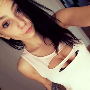 BadGirlxx2000 MYM