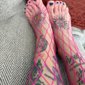 Basic_feet_fetish MYM