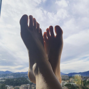 Beautyfeetandnudes MYM