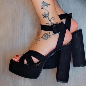 Bella_feetgirl MYM