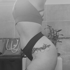 Blonde_34 MYM