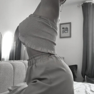 Blonde_34 MYM