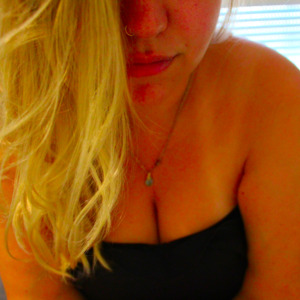 Blonde_aux_gros_seins MYM