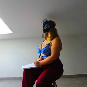 Blonde_aux_gros_seins MYM