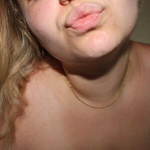 Blonde_aux_gros_seins MYM