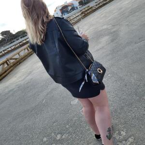 Blonde_aux_gros_seins MYM