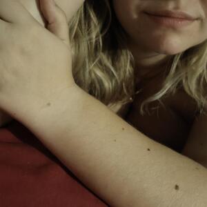 Blonde_aux_gros_seins MYM