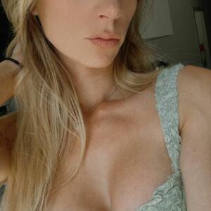 Blondie_gll MYM