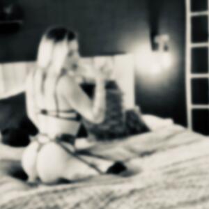 Blondie_inked777 MYM