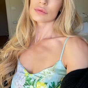 Blondiemodel MYM