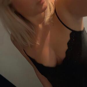 Blondycoquine14 MYM