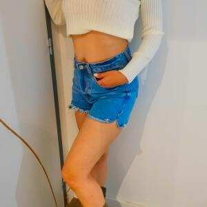 Brunetttte19 MYM