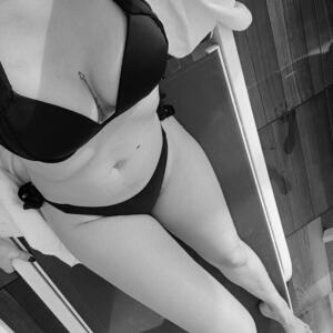 Brunetttte19 MYM