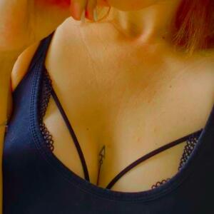 Brunetttte19 MYM