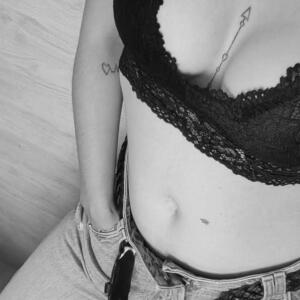 Brunetttte19 MYM