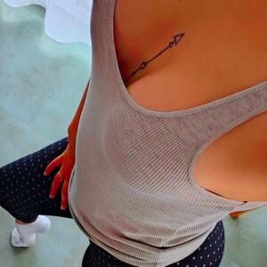 Brunetttte19 MYM