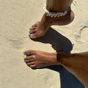 Camilafeettoes MYM
