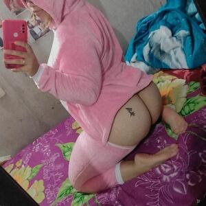 Camille-twerk MYM