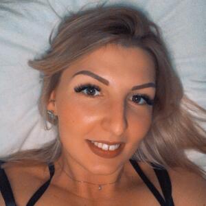Capucine_porno MYM
