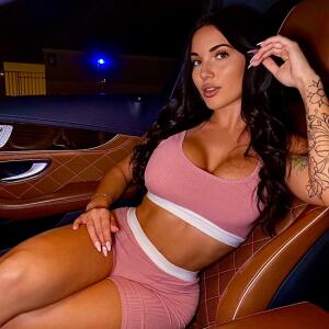 Carla_byy7 MYM