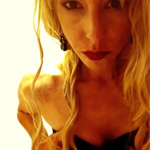 Carmenkill_frenchkiss MYM