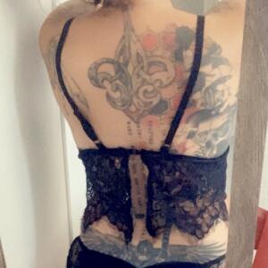 Caronudesexytatouee MYM