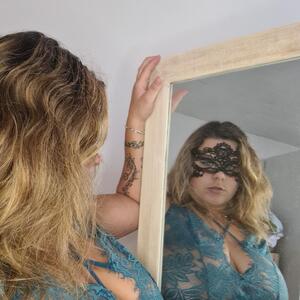Celeste-nude MYM