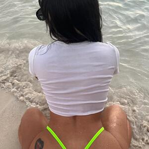 Chanel_strip_ MYM