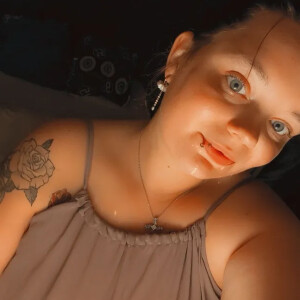 Charlyne310 MYM