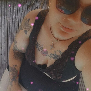 Charlyne310 MYM