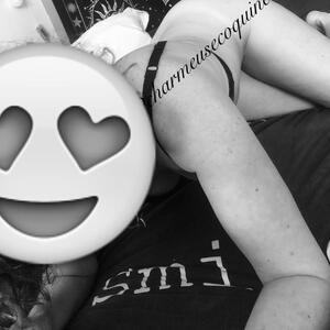 Charmeusecoquine_ MYM