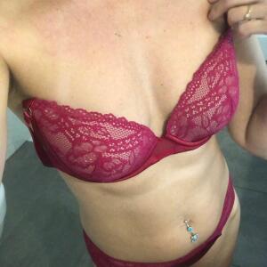 Charmeusecoquine_ MYM