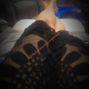 Charmeusecoquine_ MYM