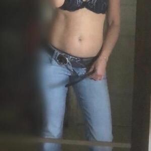 Charmeusecoquine_ MYM