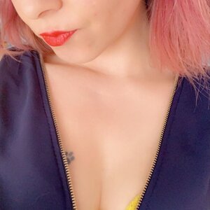 Cherryl_bordeaux MYM