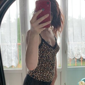 Cherryl_bordeaux MYM