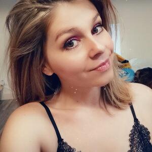 Cherryl_bordeaux MYM