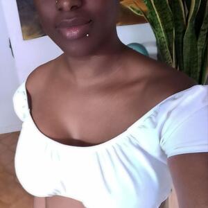Chienne_black_porno_nude_sexy MYM