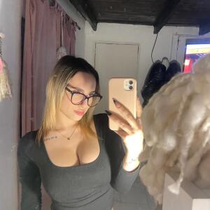 Chloe_trx MYM