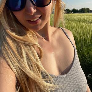Chloeduval MYM