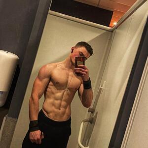 Chris_x9 MYM
