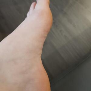 Claire-feetfetiche MYM